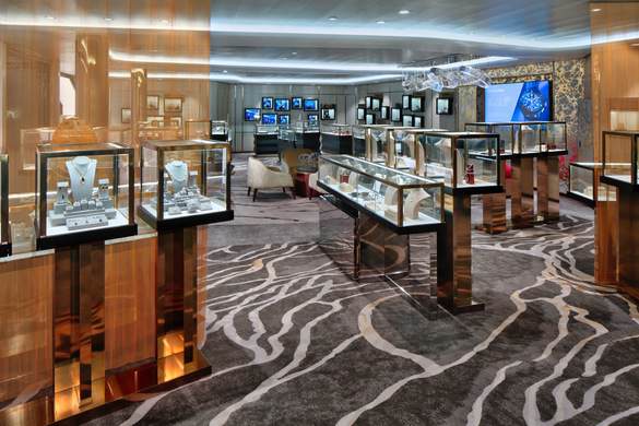 Celebrity Cruises, Celebrity Beyond, Time Is Now ©CEL.jpg